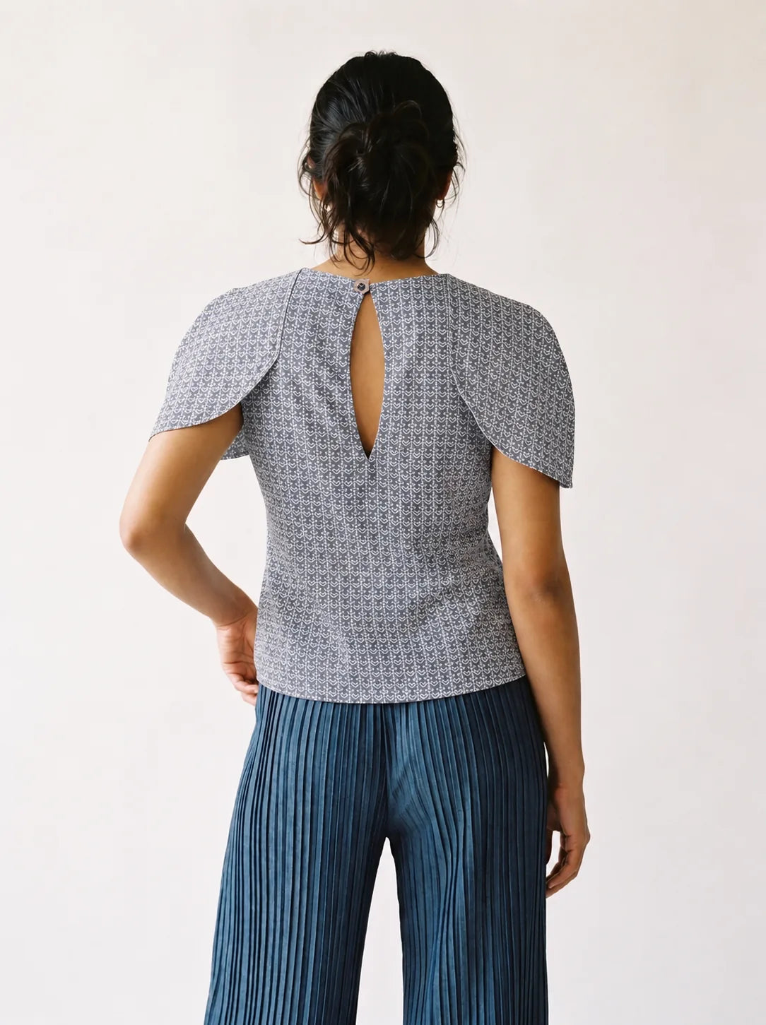 Float Cape Top