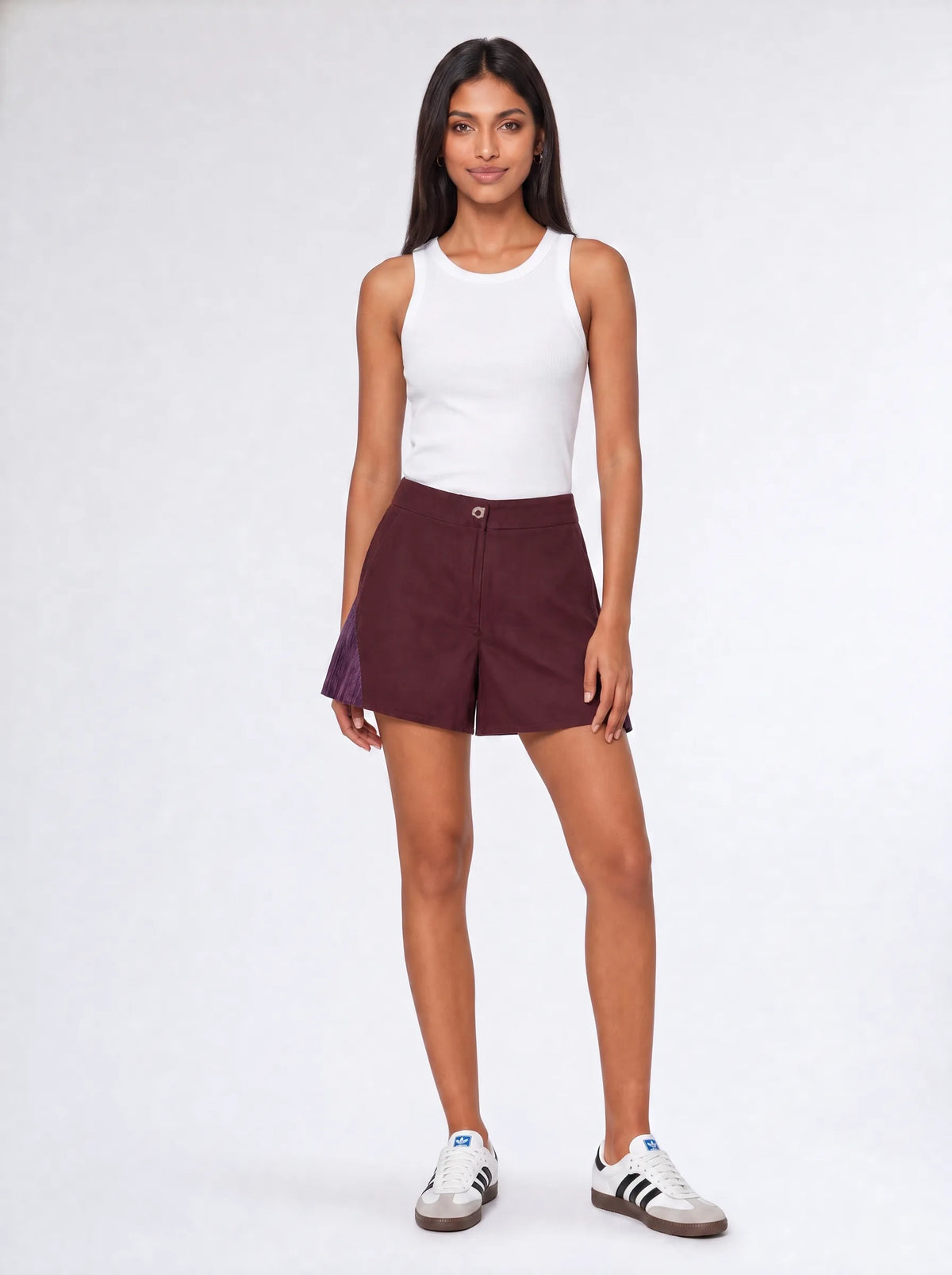 Pleat Back Shorts